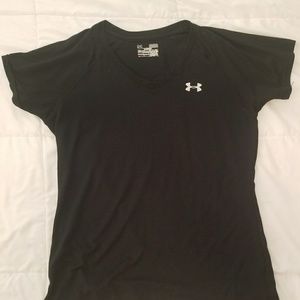 Black under armour v neck